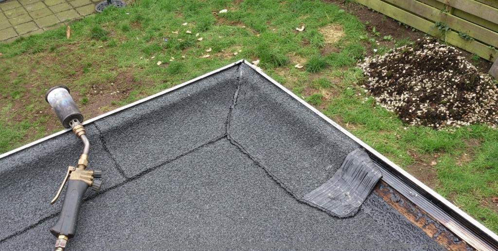 Lekkage Dakkapel Houten