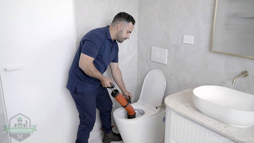 Wc Onstoppen Loodgieter Houten Wc Onstoppen Loodgieter Houten